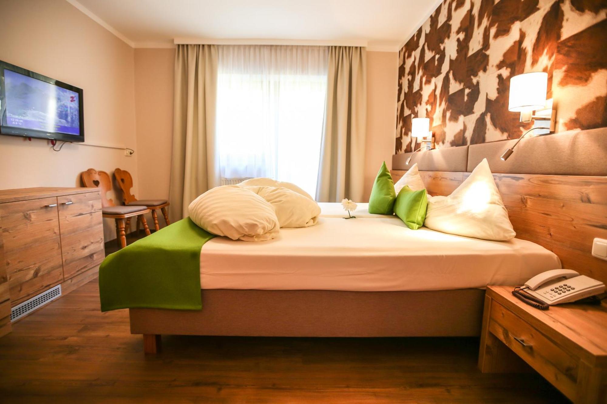 Hotel Landhaus Carla Mayrhofen Chambre photo